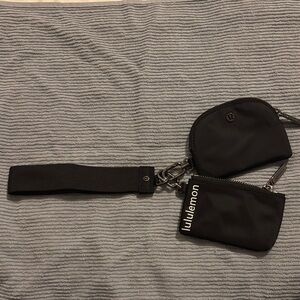 Lululemon Black Key & Card Holder Set